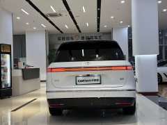 NIO ES8 Six-Seat Executive Luxury Edition - ფოტო 12
