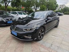 Volkswagen Magotan 2023 2 Million Units Commemorative Edition 330TSI DSG Luxury - ფოტო 1