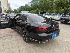 Volkswagen Magotan 2023 2 Million Units Commemorative Edition 330TSI DSG Luxury - ფოტო 4