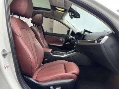 BMW 3 Series 325Li M Sport Package - ფოტო 13