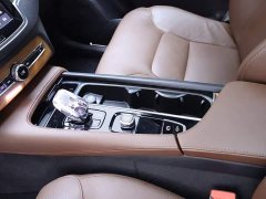 Volvo XC90 B6 Smart Luxury Edition 7-Seater - ფოტო 12