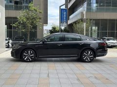 Volkswagen Passat 330TSI Starry Sky Luxury Edition - ფოტო 4