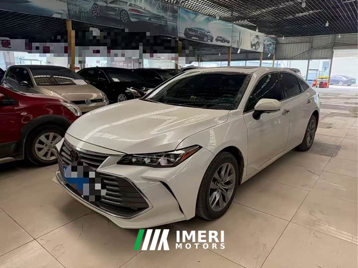 Toyota Avalon 2.5L Luxury - ავტომობილი ჩინეთიდან