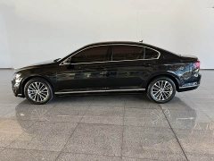 Volkswagen Magotan 2 Million Units Commemorative Edition 330TSI DSG Leading Version - ფოტო 2