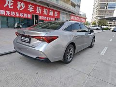 Toyota Avalon 2019 Hybrid 2.5L Luxury National VI - ფოტო 8