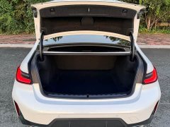 BMW 3 Series 320Li M Sport Package - ფოტო 7