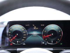 Mercedes-Benz GLA 180 - ფოტო 10