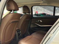 BMW 3 Series 320Li M Sport Package - ფოტო 8