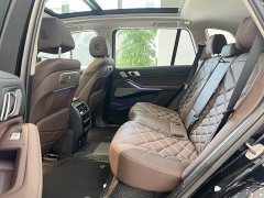 BMW X5 xDrive 30Li M Sport Luxury Night Edition Package - ფოტო 15