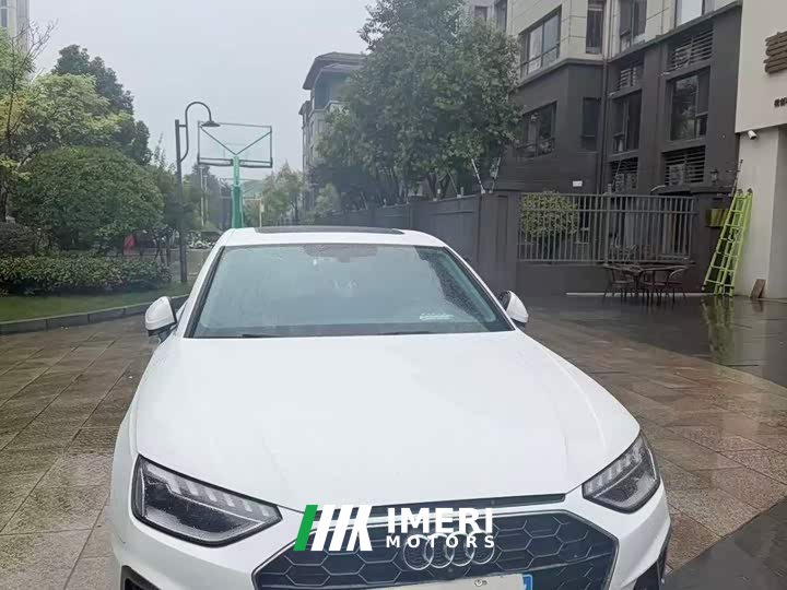 Audi A4L 40 TFSI Fashion Dynamic