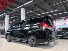 Lexus LM 2020 300h Four-Seat Royal Edition - ფოტო 13