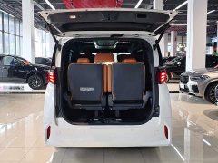 Toyota Alphard Hybrid 2.5L Premium Edition - ფოტო 13