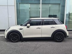 BMW MINI 2023 1.5T ONE 5-Door - ფოტო 3