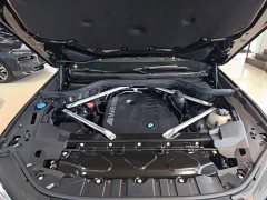BMW X5 xDrive 40Li M Sport Midnight Edition Package - ფოტო 10