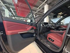 BMW X5 xDrive 40Li M Sport Midnight Edition Package - ფოტო 14