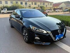 Nissan Teana 2.0L XL Comfort - ფოტო 1