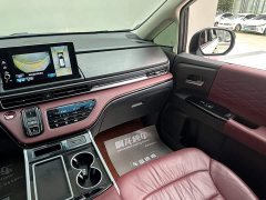 Honda Odyssey 2.0L e:HEV Premium - ფოტო 7