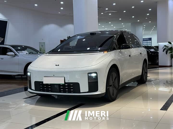 Li Auto i8 Standard Edition