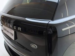 Land Rover Range Rover 2025 3.0L V6 400PS Extended Wheelbase Prestige Edition - ფოტო 11