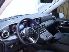 Mercedes-Benz V-Class V 300 L Long Wheelbase Luxury Edition - ფოტო 11