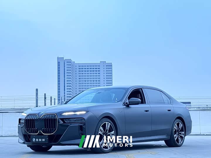 BMW 7 Series 740Li Luxury M Sport Package - ავტომობილი ჩინეთიდან