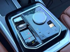 BMW 7 Series 740Li Luxury M Sport Package - ფოტო 15