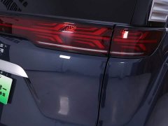 Denza D9 2022 DM-i 970 AWD Flagship - ფოტო 8