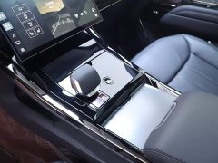 Land Rover Range Rover Sport 2025 360PS S - ფოტო 12