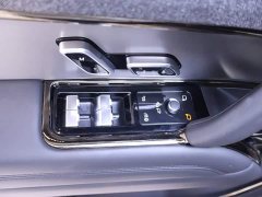Land Rover Range Rover Sport 2025 360PS S - ფოტო 17