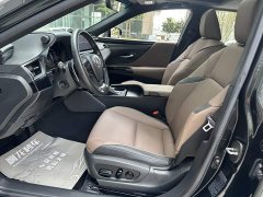 Lexus ES 2022 300h Excellence Edition - ფოტო 11