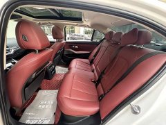 BMW 3 Series 325Li M Sport Package - ფოტო 7