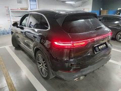 Porsche Cayenne New Energy 2021 Cayenne E-Hybrid 2.0T - ფოტო 3