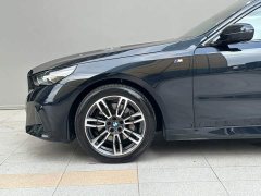 BMW 5 Series 530Li Premier M Sport Package - ფოტო 5