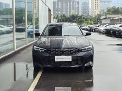 BMW 3 Series 325Li M Sport Night Edition Package - ფოტო 2