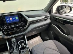 Toyota Crown Land Cruiser Crown Venza 2.5L HEV FWD Entry 5-Seater - ფოტო 7