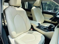 Toyota Highlander Hybrid 2.5L FWD Premium 7-Seater - ფოტო 7