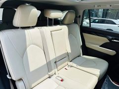 Toyota Highlander Hybrid 2.5L FWD Premium 7-Seater - ფოტო 8