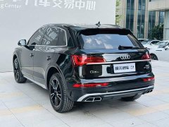 Audi Q5L 40 TFSI Fashion Dynamic - ფოტო 17
