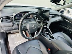 Toyota Camry Hybrid Luxury - ფოტო 14