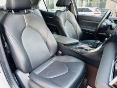 Toyota Camry Hybrid Luxury - ფოტო 7
