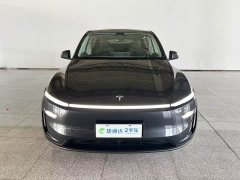 Tesla Model Y Rear-Wheel Drive - ფოტო 10