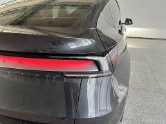 Tesla Model Y Rear-Wheel Drive - ფოტო 9