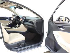 Toyota Avalon 2.0L Luxury - ფოტო 8