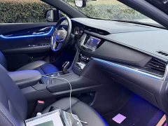 Cadillac XT5 2.0T FWD Luxury - ფოტო 3