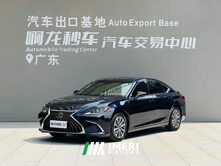Lexus ES 300h Excellence Edition