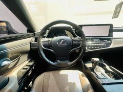 Lexus ES 2022 300h Excellence Edition - ფოტო 13