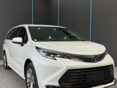 Toyota Sienna 2.5L Hybrid Comfort Edition - ფოტო 3