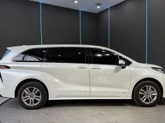 Toyota Sienna 2.5L Hybrid Comfort Edition - ფოტო 5