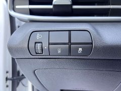 Hyundai Elantra 2023 1.5L CVT Luxury - ფოტო 12