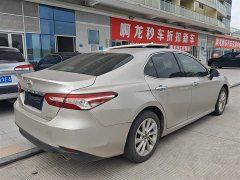 Toyota Camry 2021 2.0G Luxury - ფოტო 4